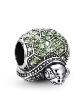 NWOT Sparkling Green Turtle Charm Sterling Silver 925